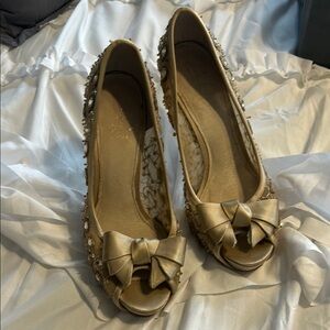 Joan & David Cream Peep-Toe Heels with Bow Detail